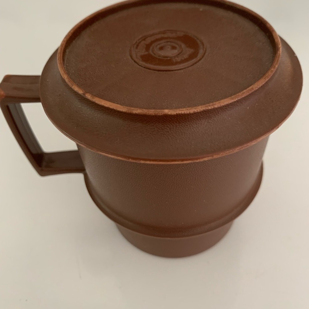 Tupperware Mug Lid Saucer chocolate Brown Vintage Camping Travel Coffee Cup - Picture 9 of 10